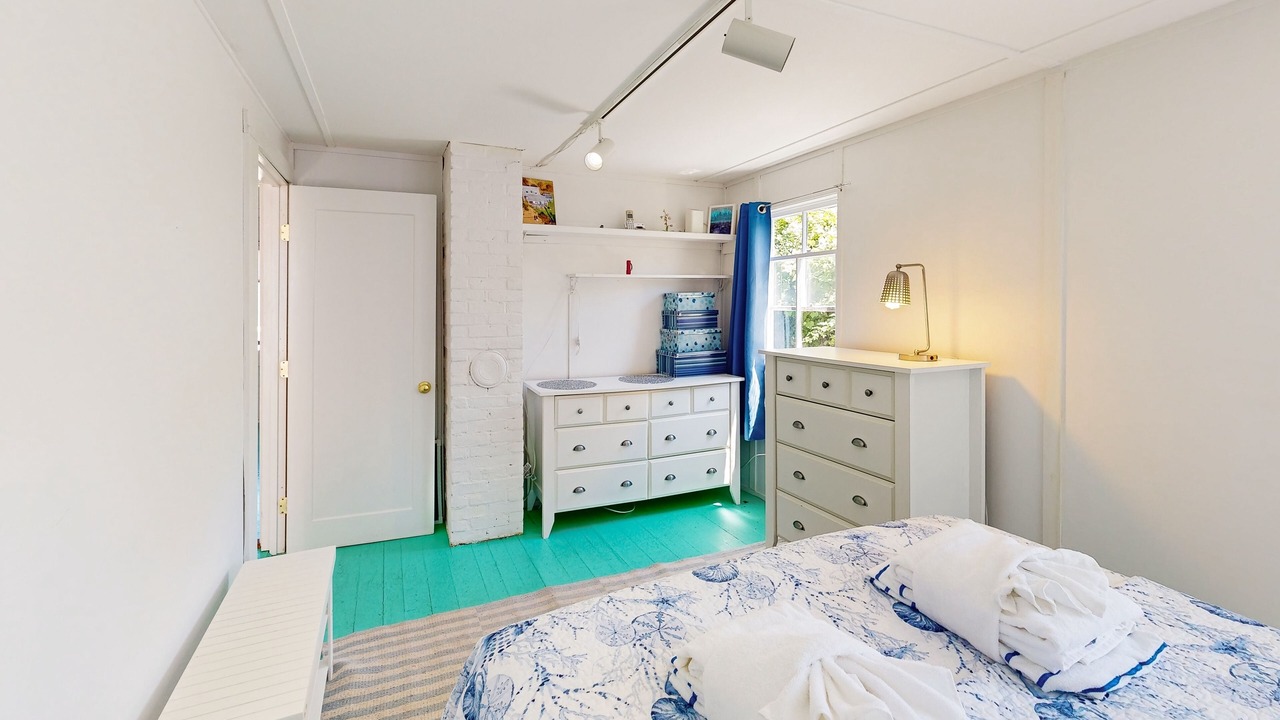Photo of Bedroom in Chilmark