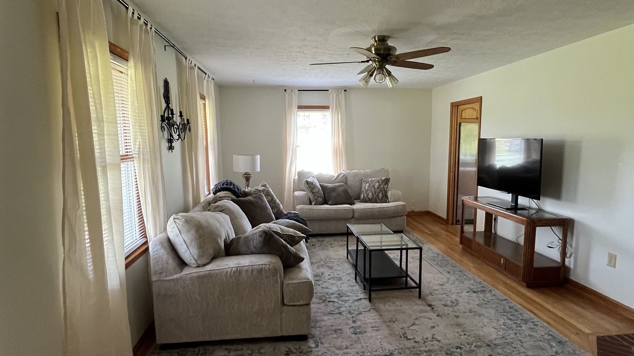 Photo of Livingroom in Huntly