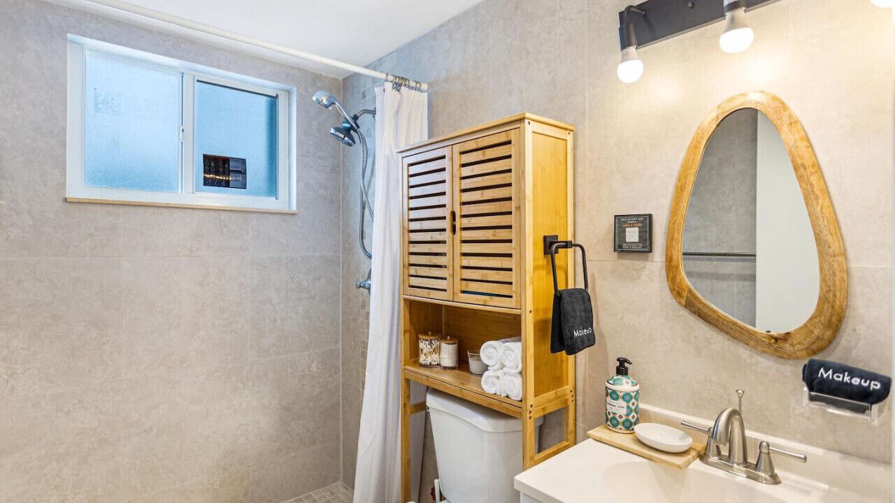 Photo of Bathroom in The Roads