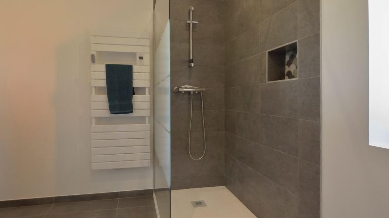 Photo of Bathroom in Hillion