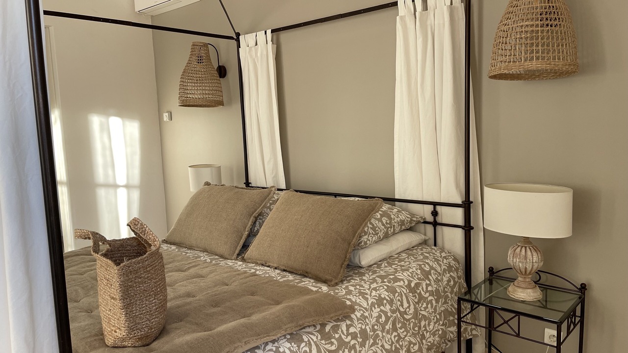 Photo of Bedroom in Cabrieres-d'Avignon