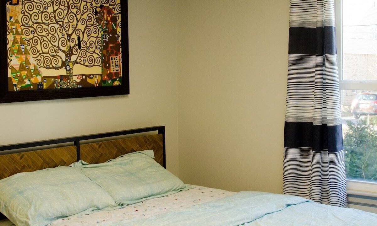 Photo of Bedroom in Eggertsville