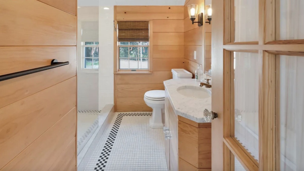 Photo of Bathroom in Quogue