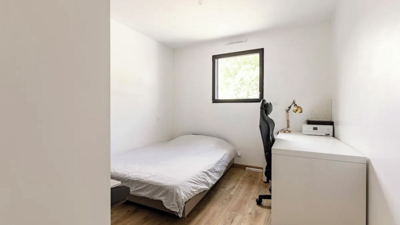 Photo of Bedroom in Lantic