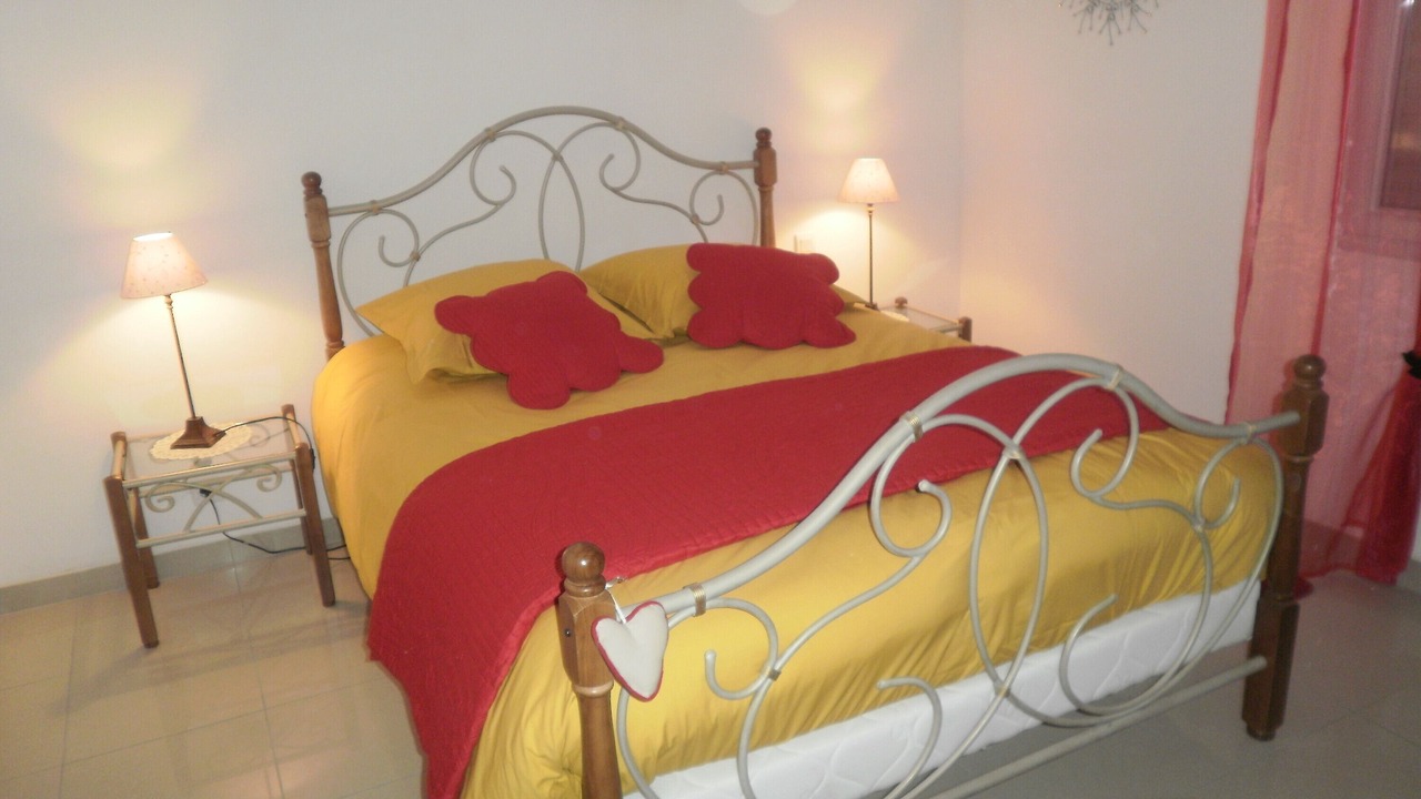 Photo of Bedroom in Plougrescant