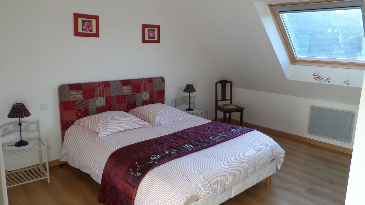 Photo of Bedroom in Plougrescant