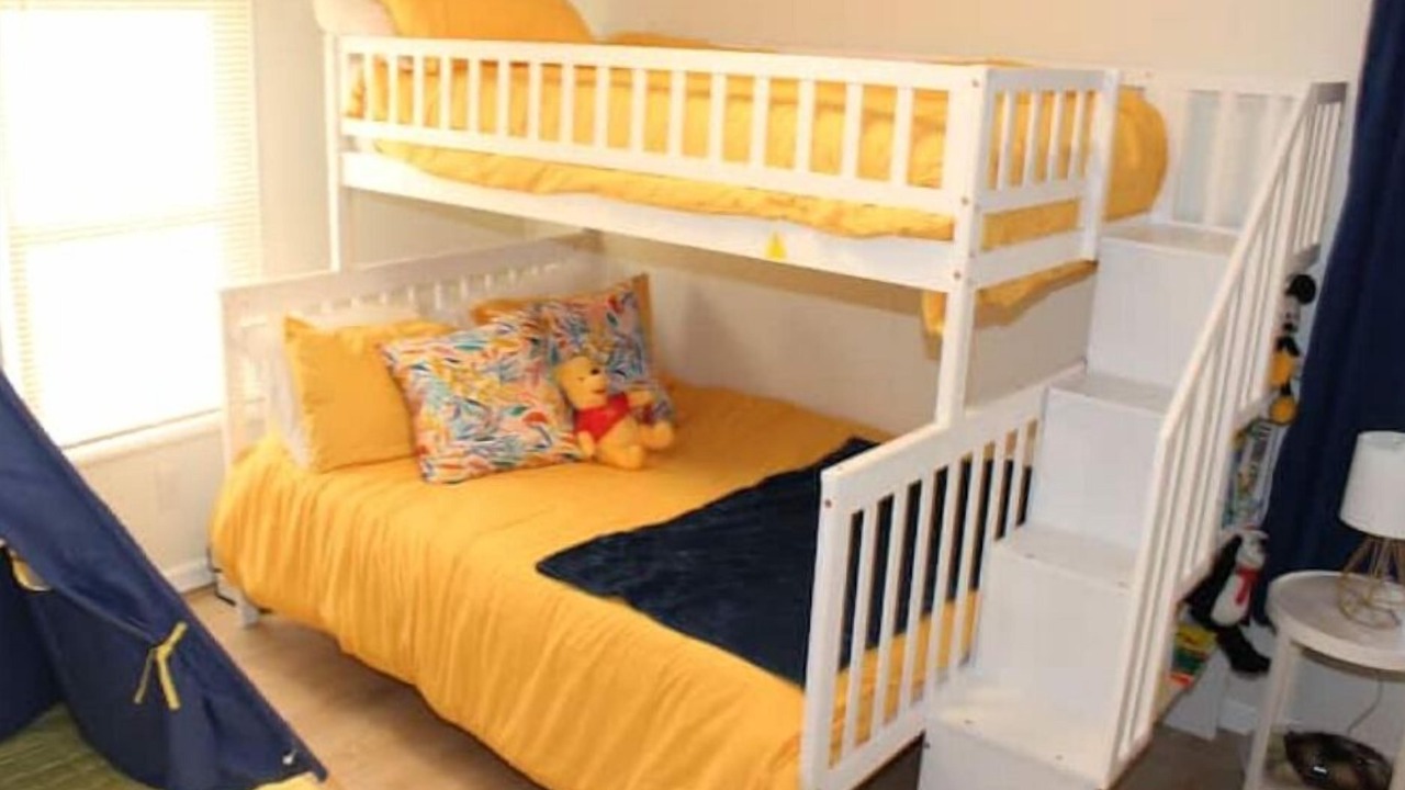 Photo of Bedroom in Goode
