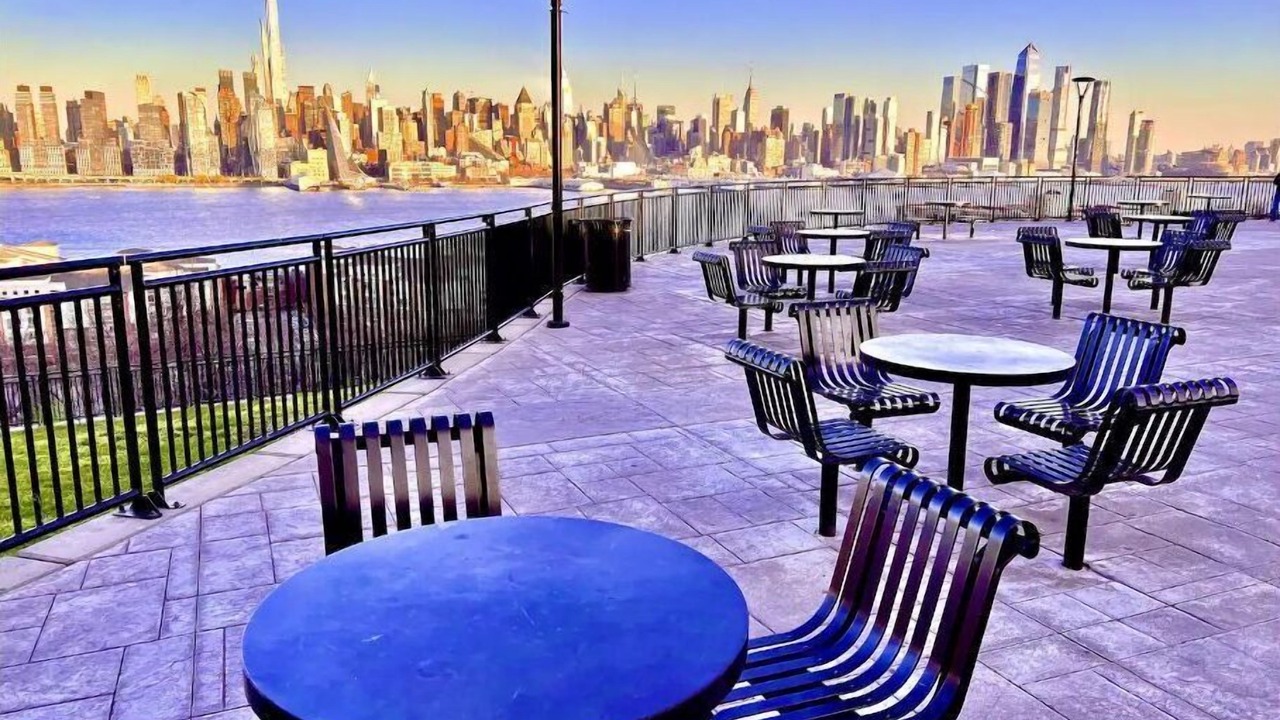Photo of Outdoor in West New York