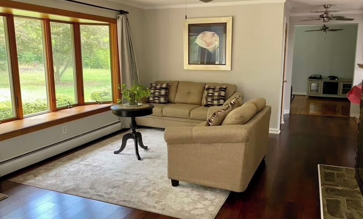 Photo of Livingroom in Piney Point