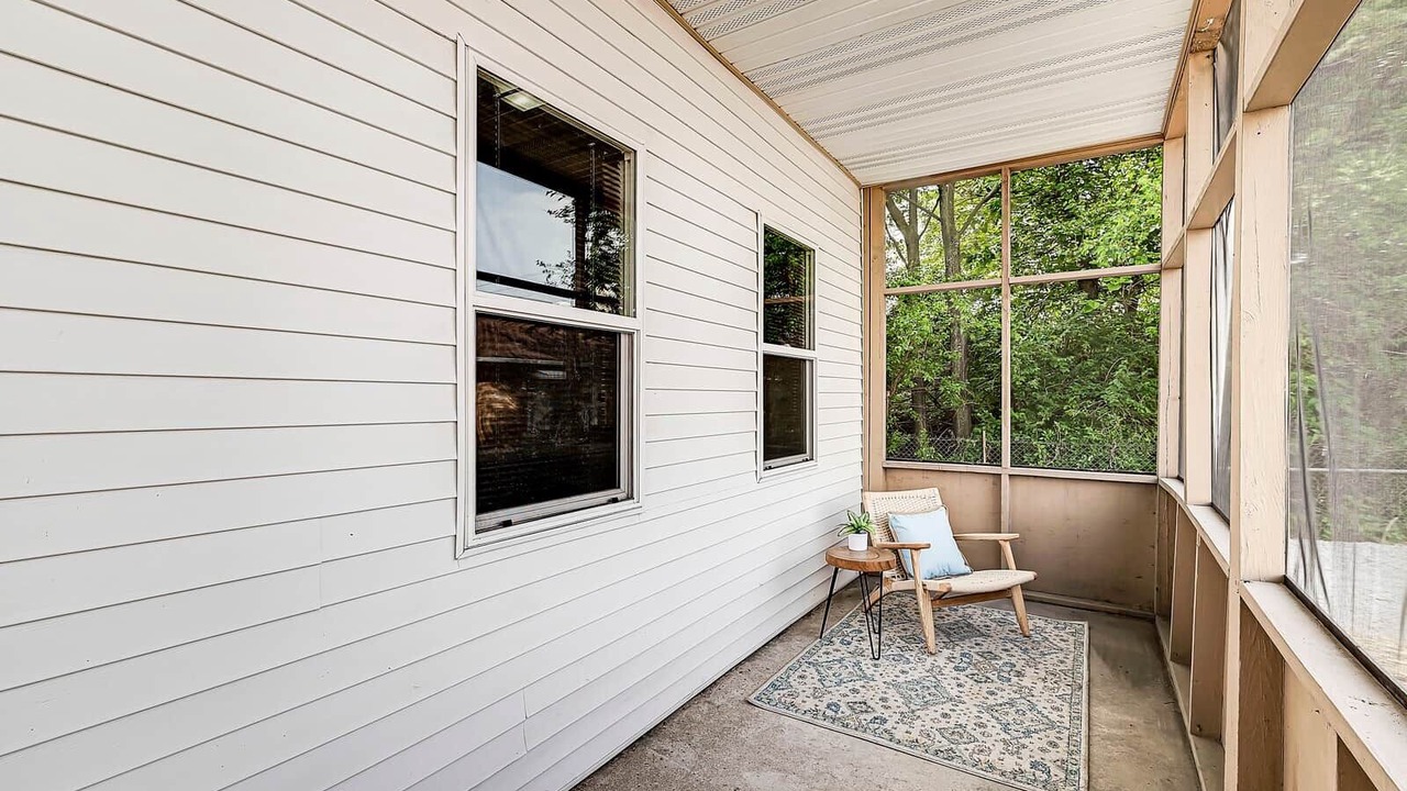Photo of Outdoor in Babe Denny