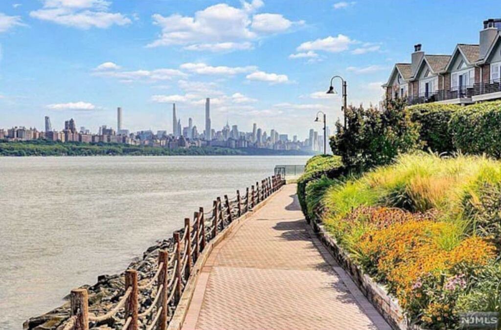 Photo of Outdoor in North Bergen