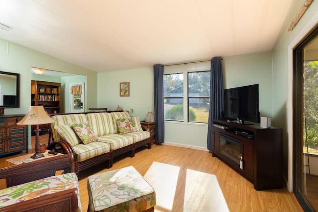 Photo of Livingroom in Bushnell