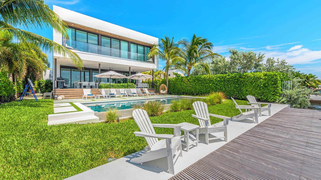 Photo of Outdoor in North Bay Village