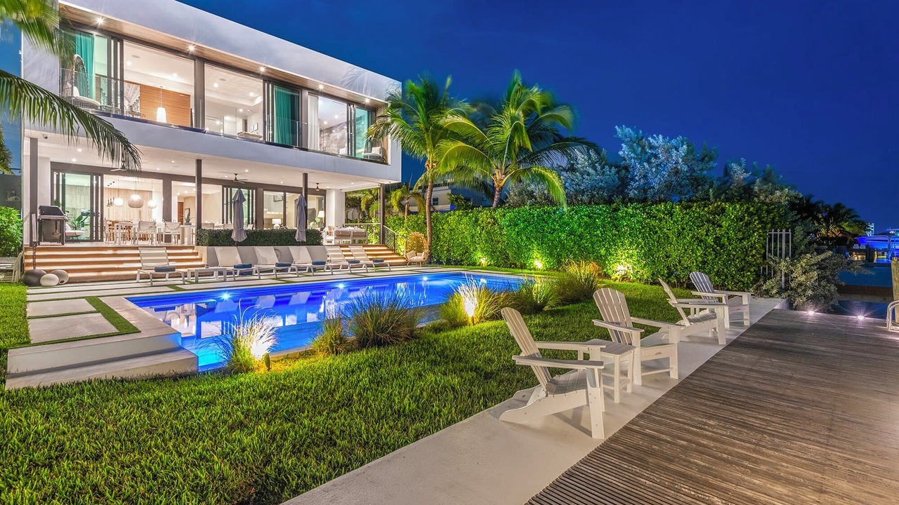 Photo of Outdoor in North Bay Village