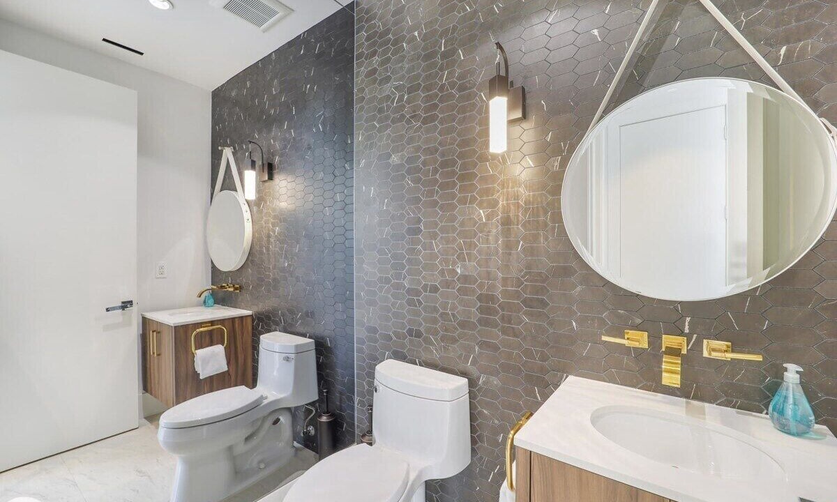 Photo of Bathroom in North Bay Village
