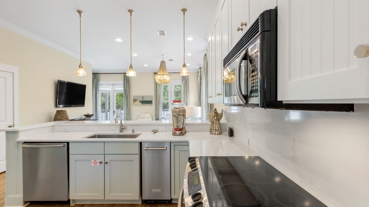 Photo of Kitchen in White's Gulfview