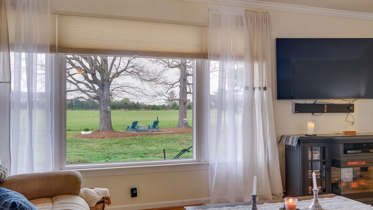 Photo of Livingroom in Bealeton