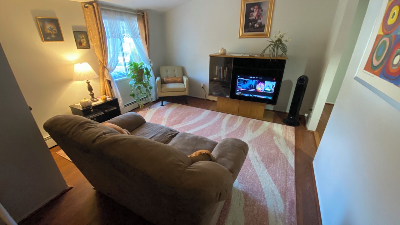 Photo of Bedroom in North Bellport