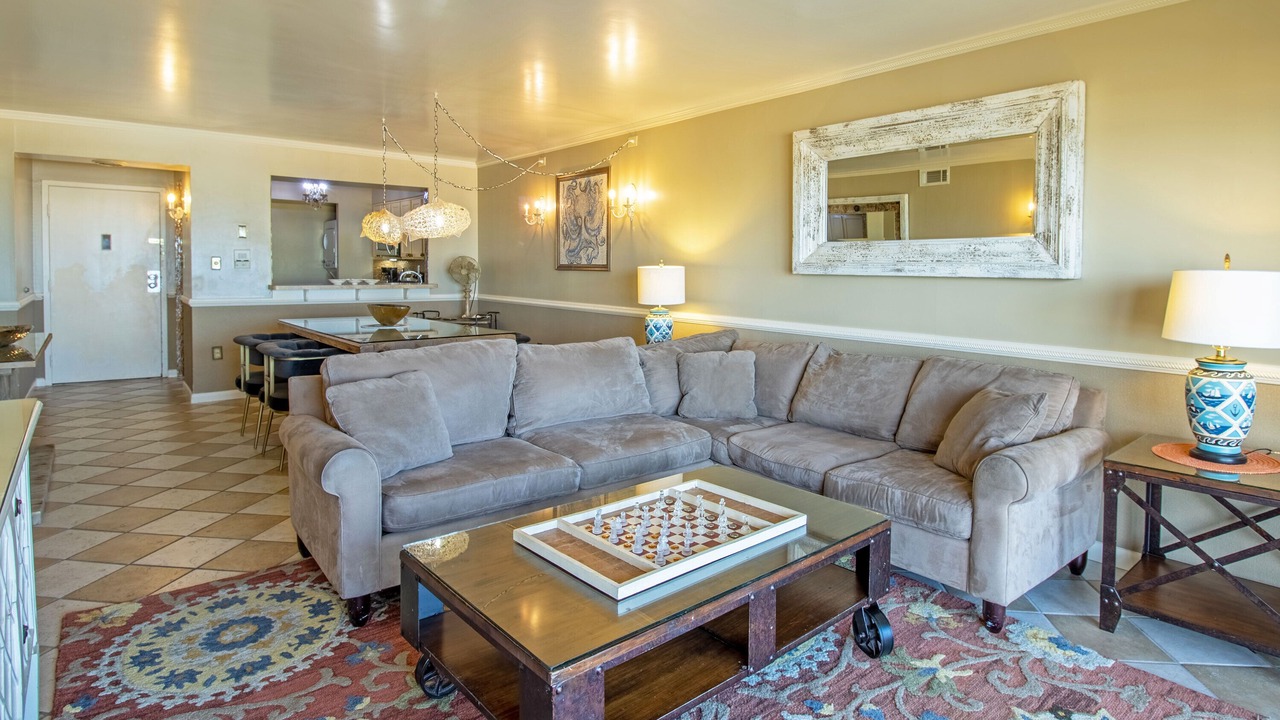 Photo of Livingroom in Northeast Virginia Beach