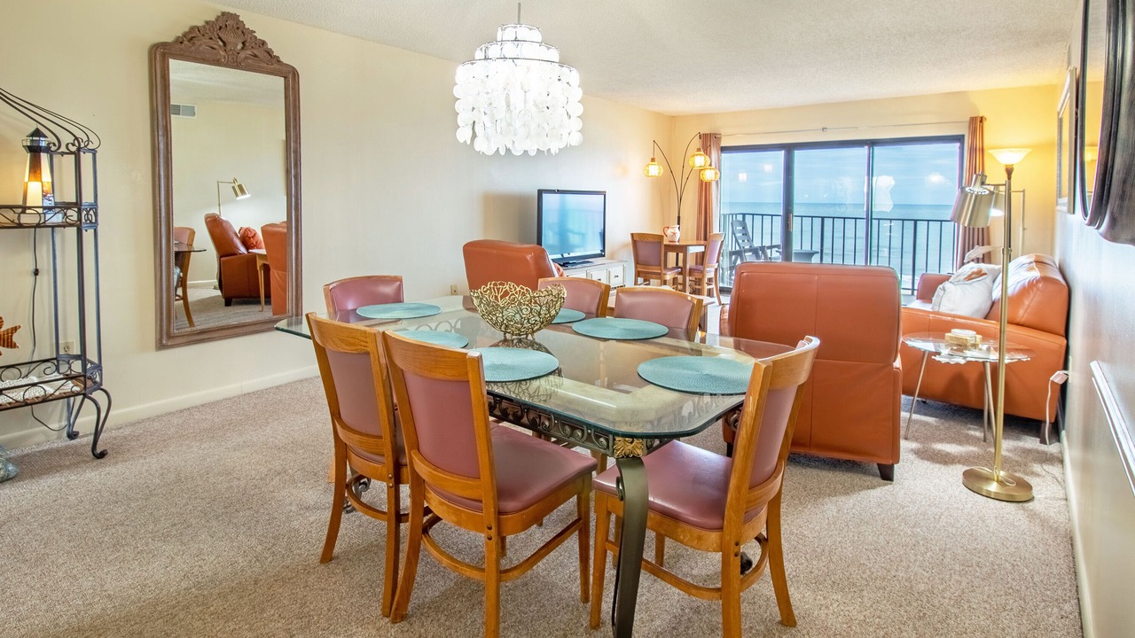 Photo of Livingroom in Northeast Virginia Beach