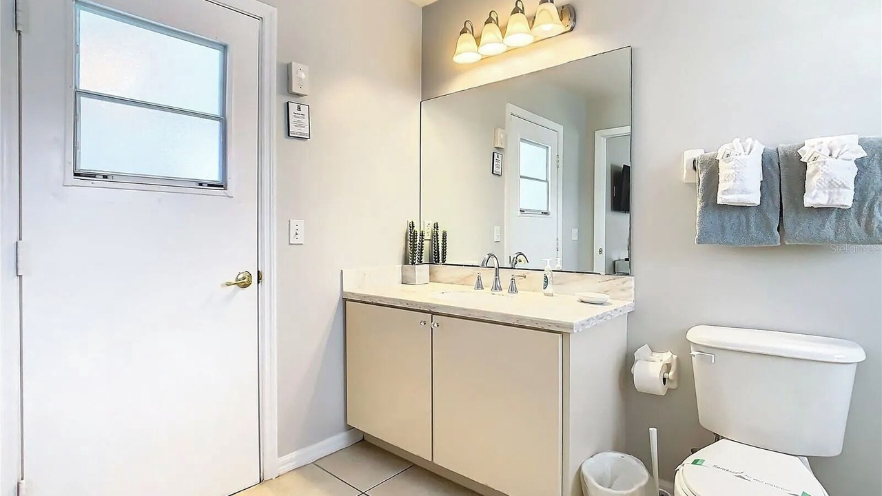 Photo of Bathroom in Bridgewater Crossing