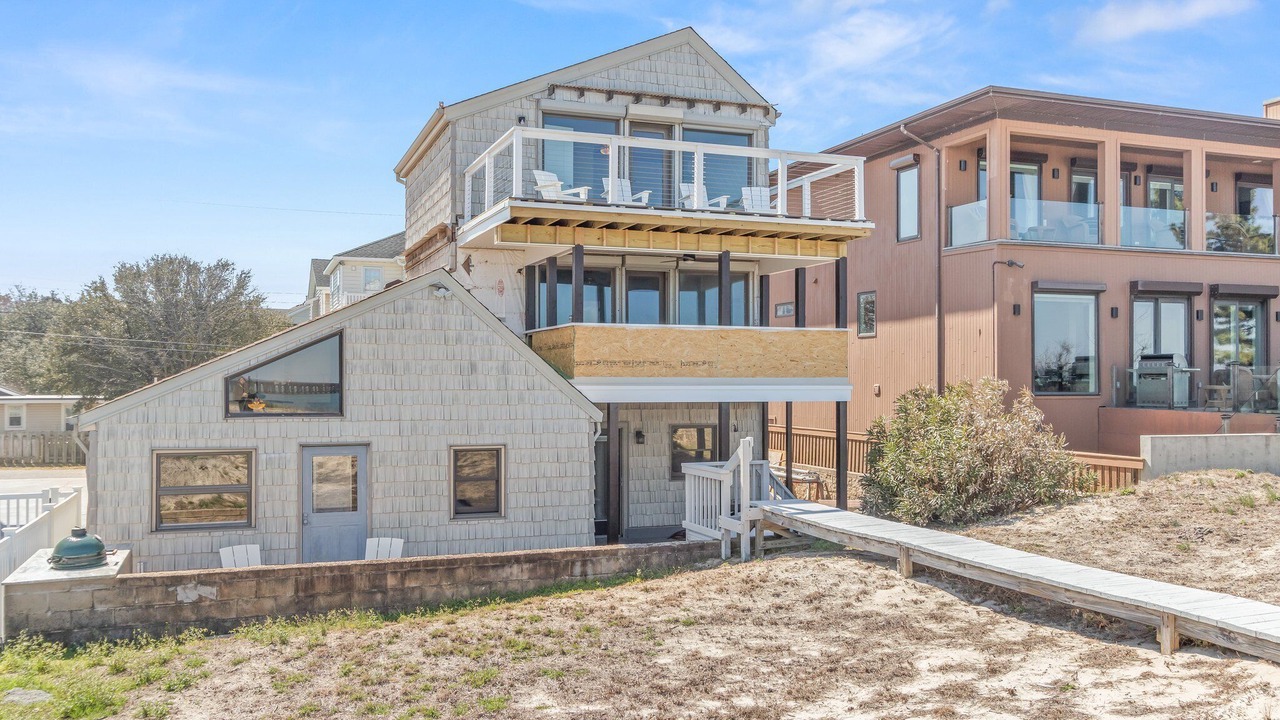 Photo of Outdoor in Chic's Beach