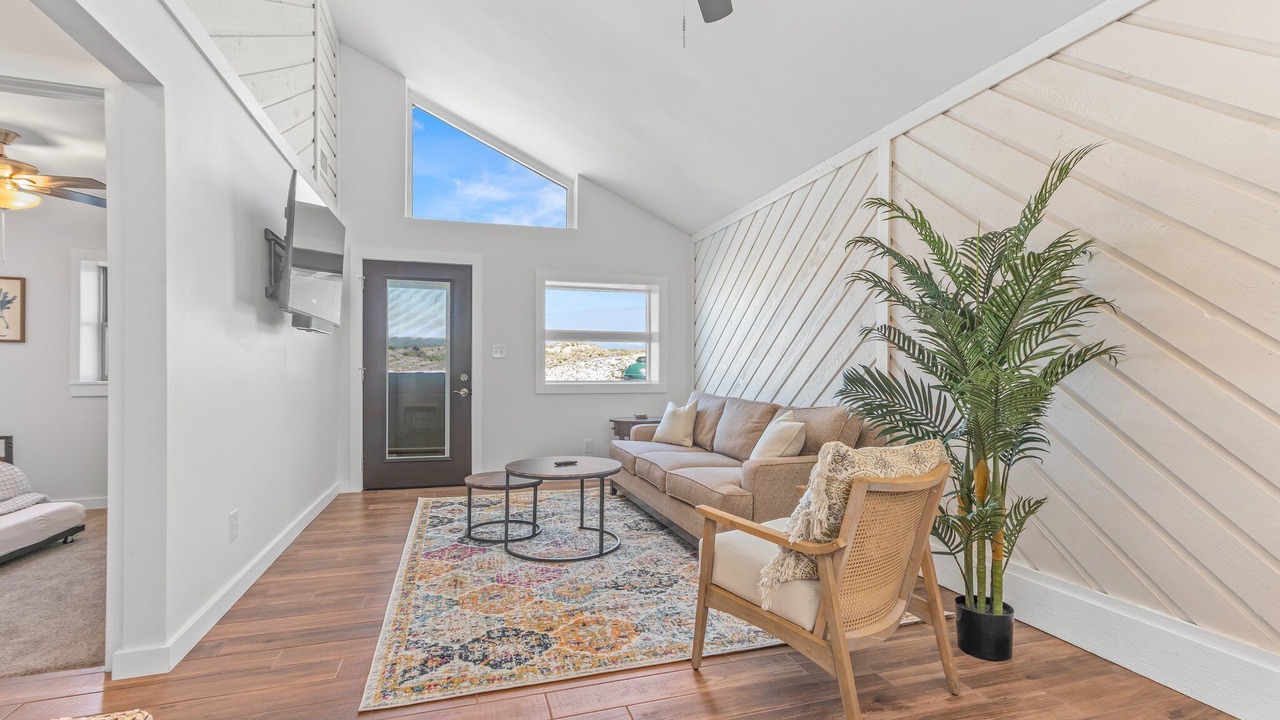Photo of Livingroom in Chic's Beach