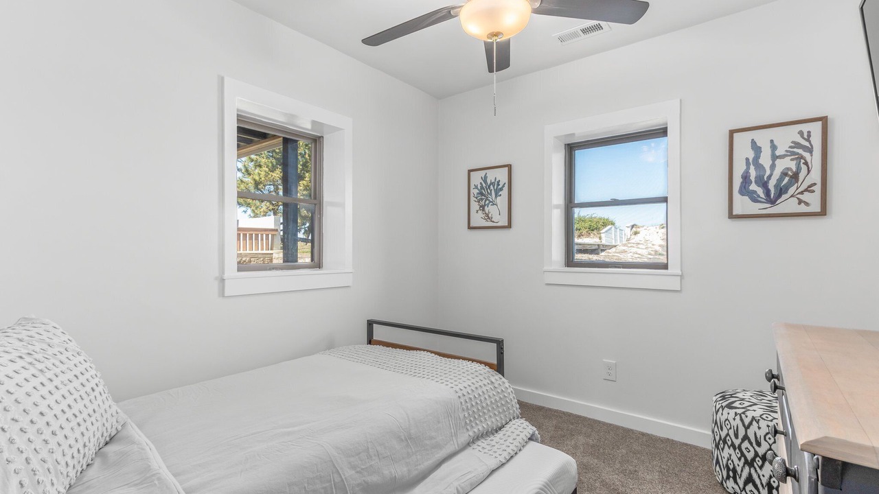 Photo of Bedroom in Chic's Beach