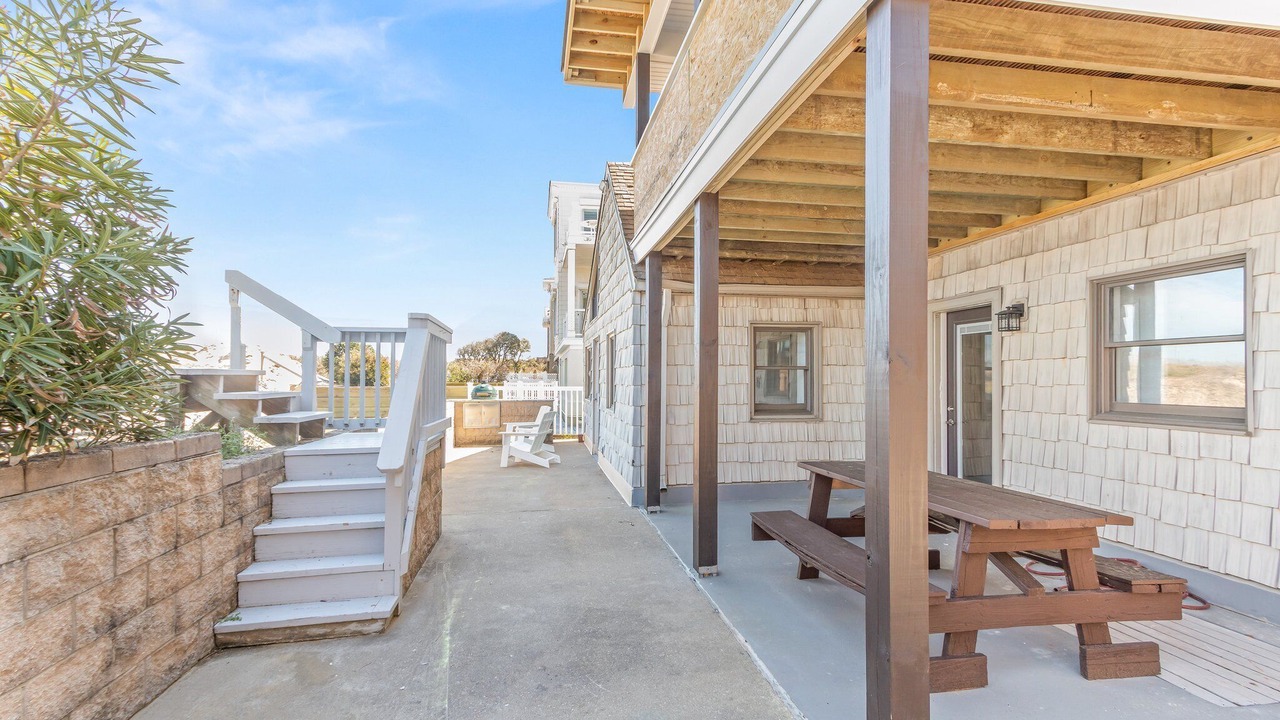 Photo of Outdoor in Chic's Beach