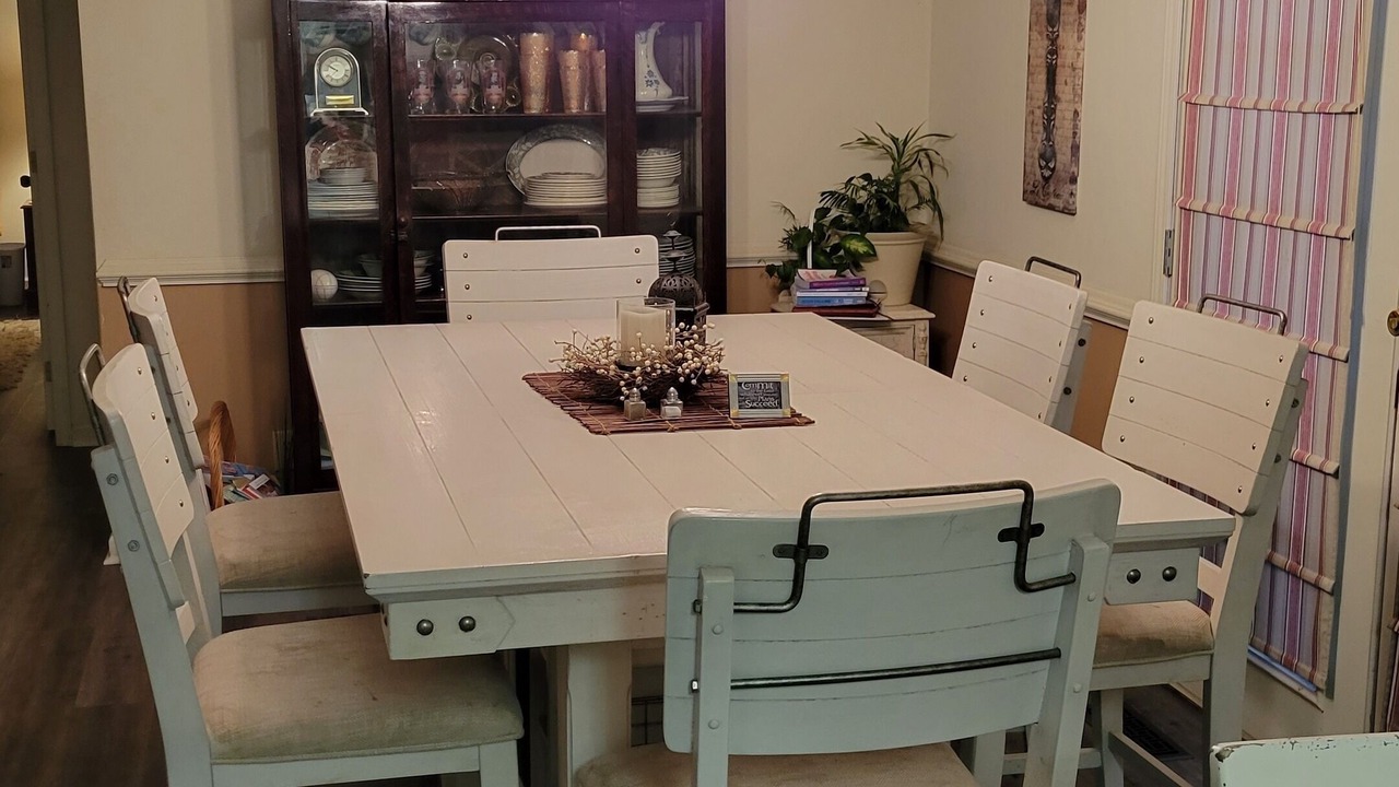 Photo of Livingroom in Appomattox