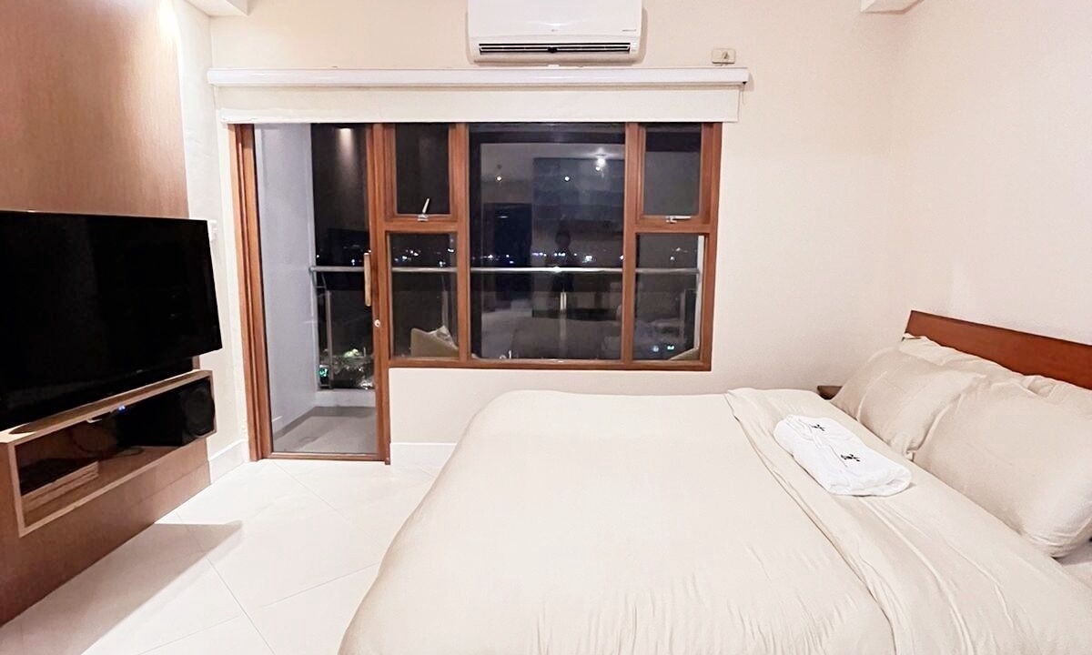 Photo of Bedroom in Ermita Night District