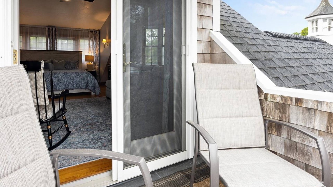 Photo of Patio Balcony in Wareham Center