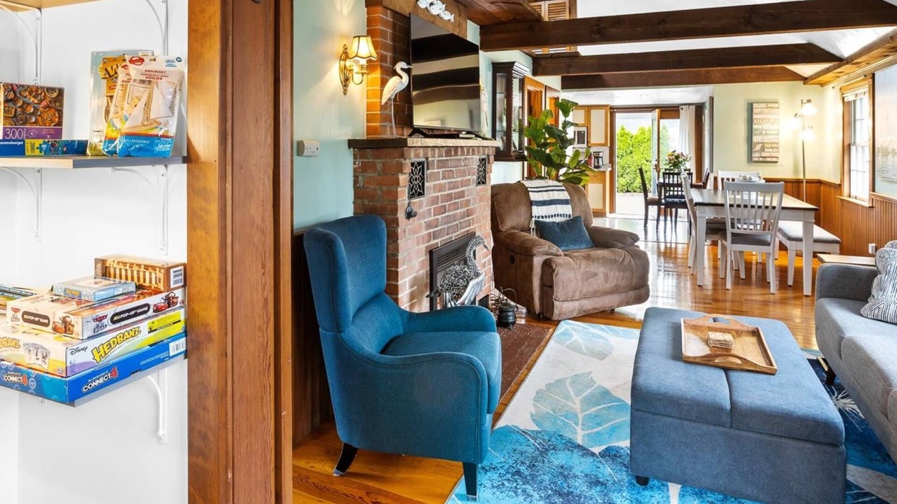 Photo of Livingroom in Wareham Center