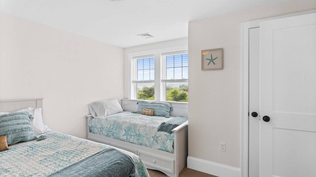 Photo of Others in Sagamore Beach