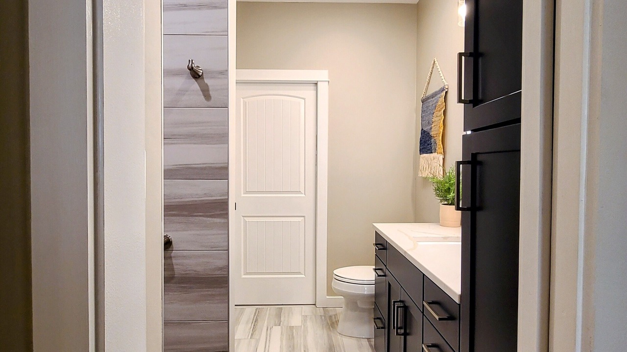 Photo of Bathroom in Leesburg
