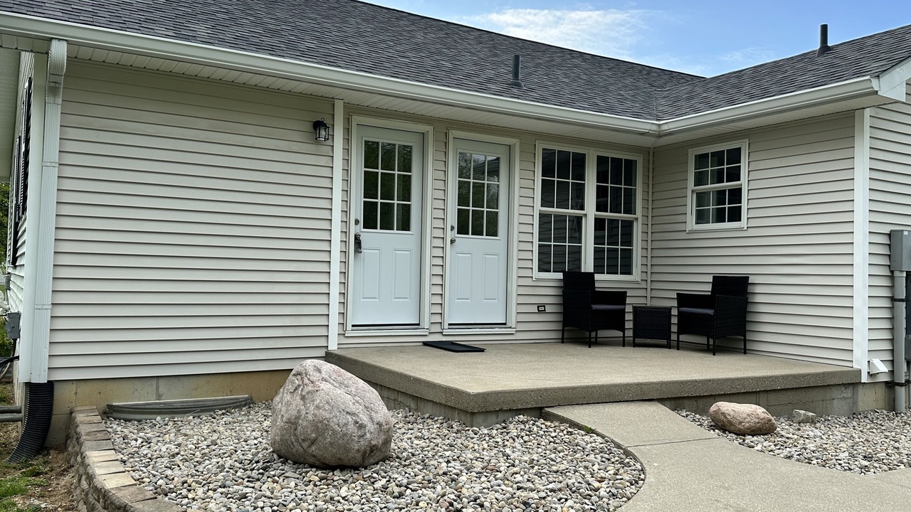 Photo of Outdoor in Milford