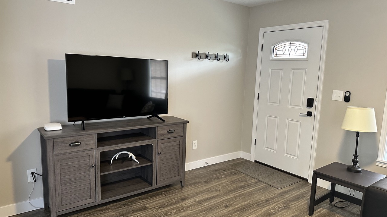 Photo of Livingroom in Milford