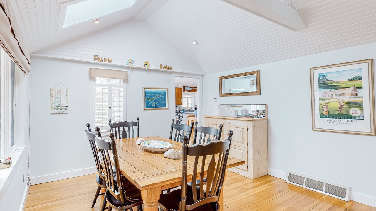 Photo of Others in West Hyannisport