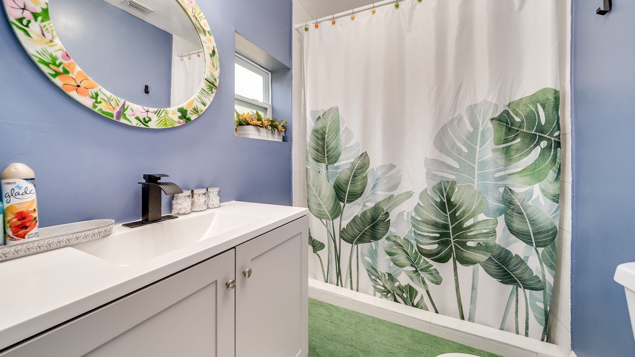 Photo of Bathroom in Sunrise