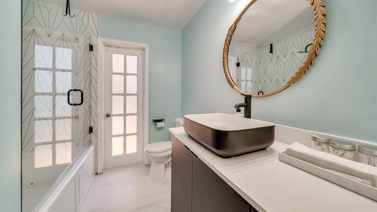 Photo of Bathroom in Sunrise