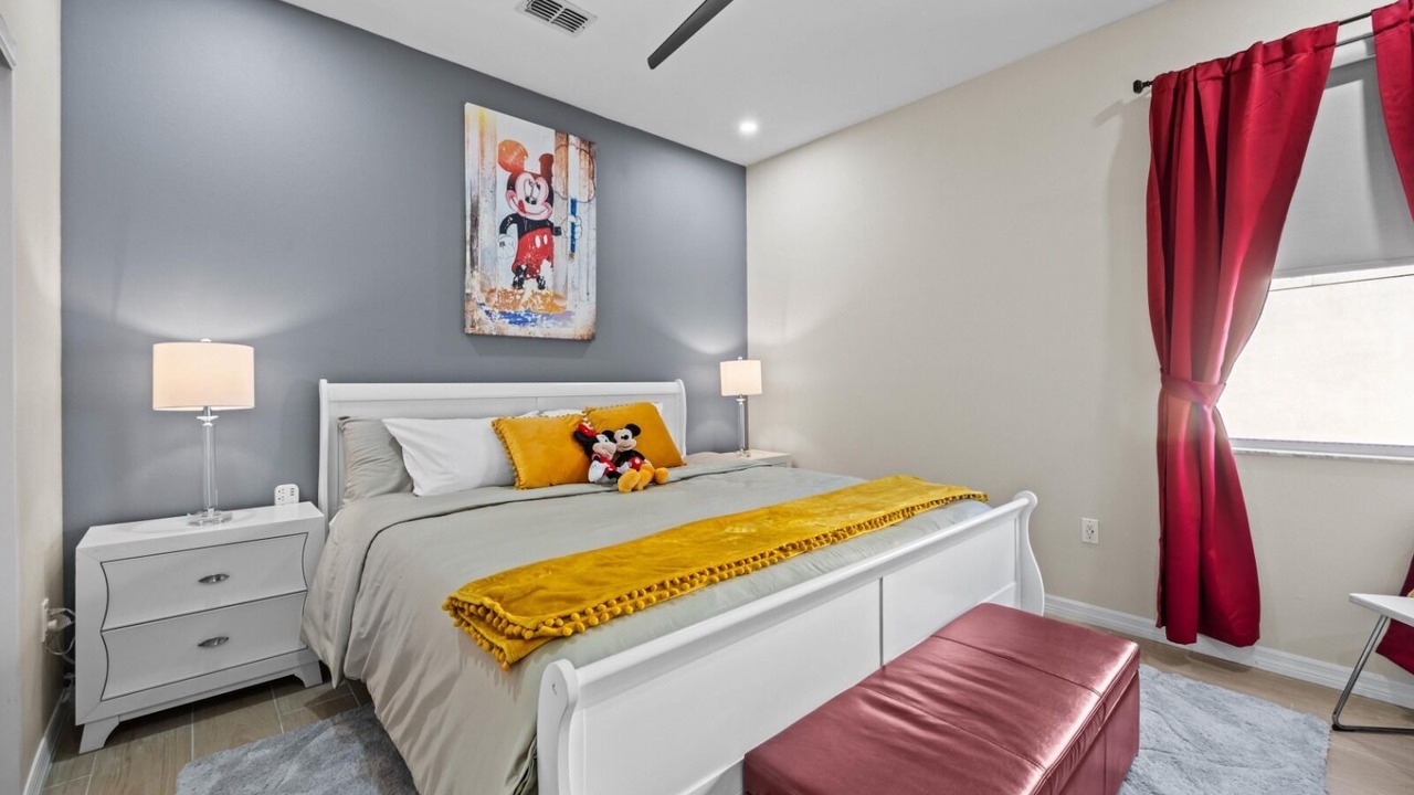Photo of Bedroom in Windwood Bay