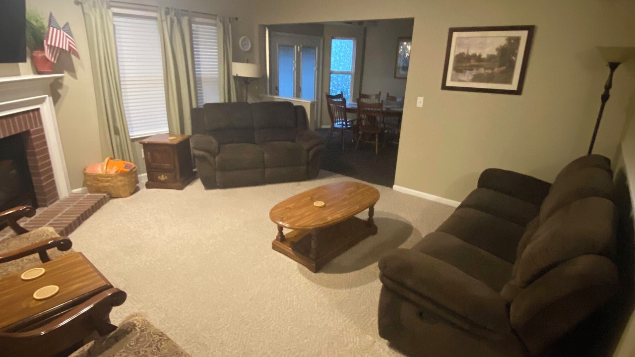 Photo of Livingroom in Oakbrook