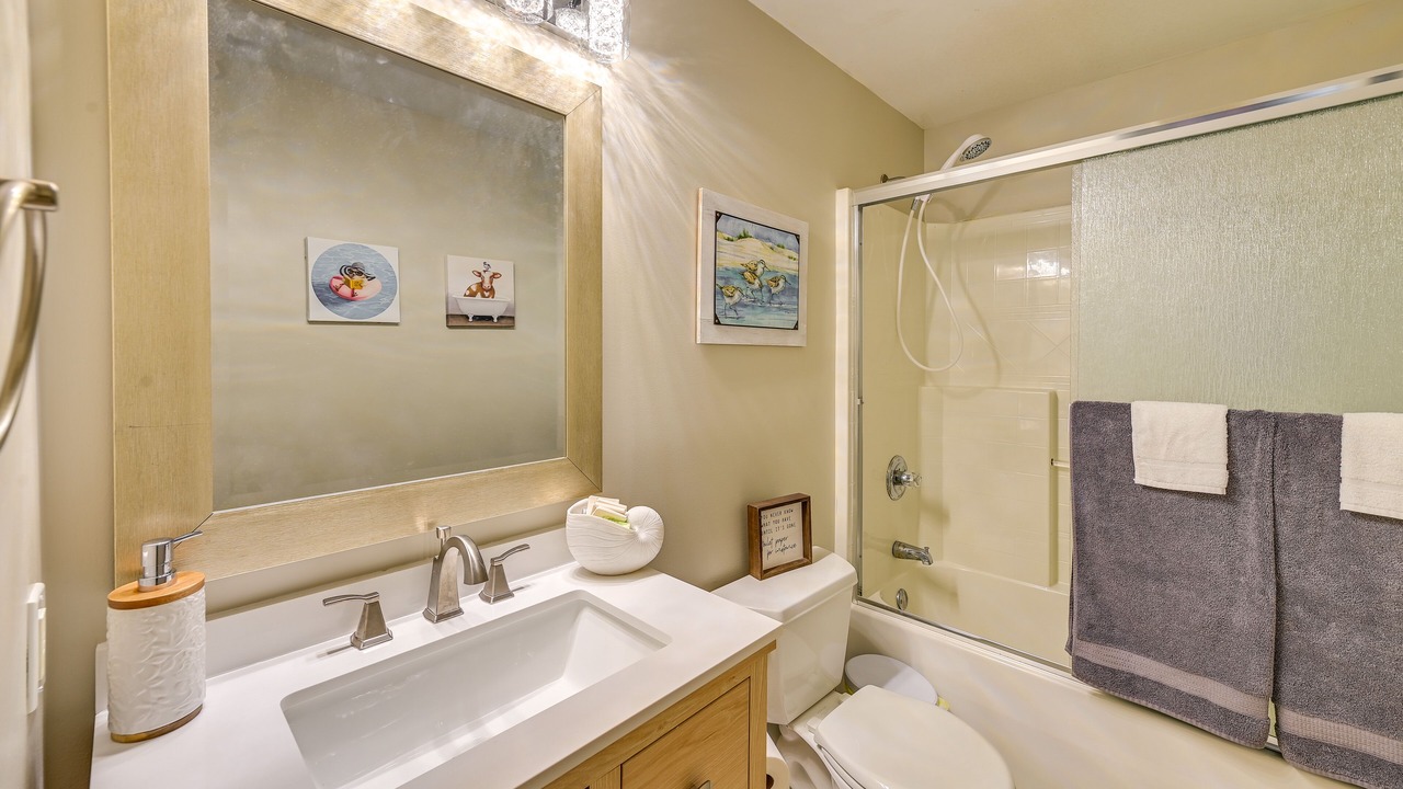 Photo of Bathroom in Berry
