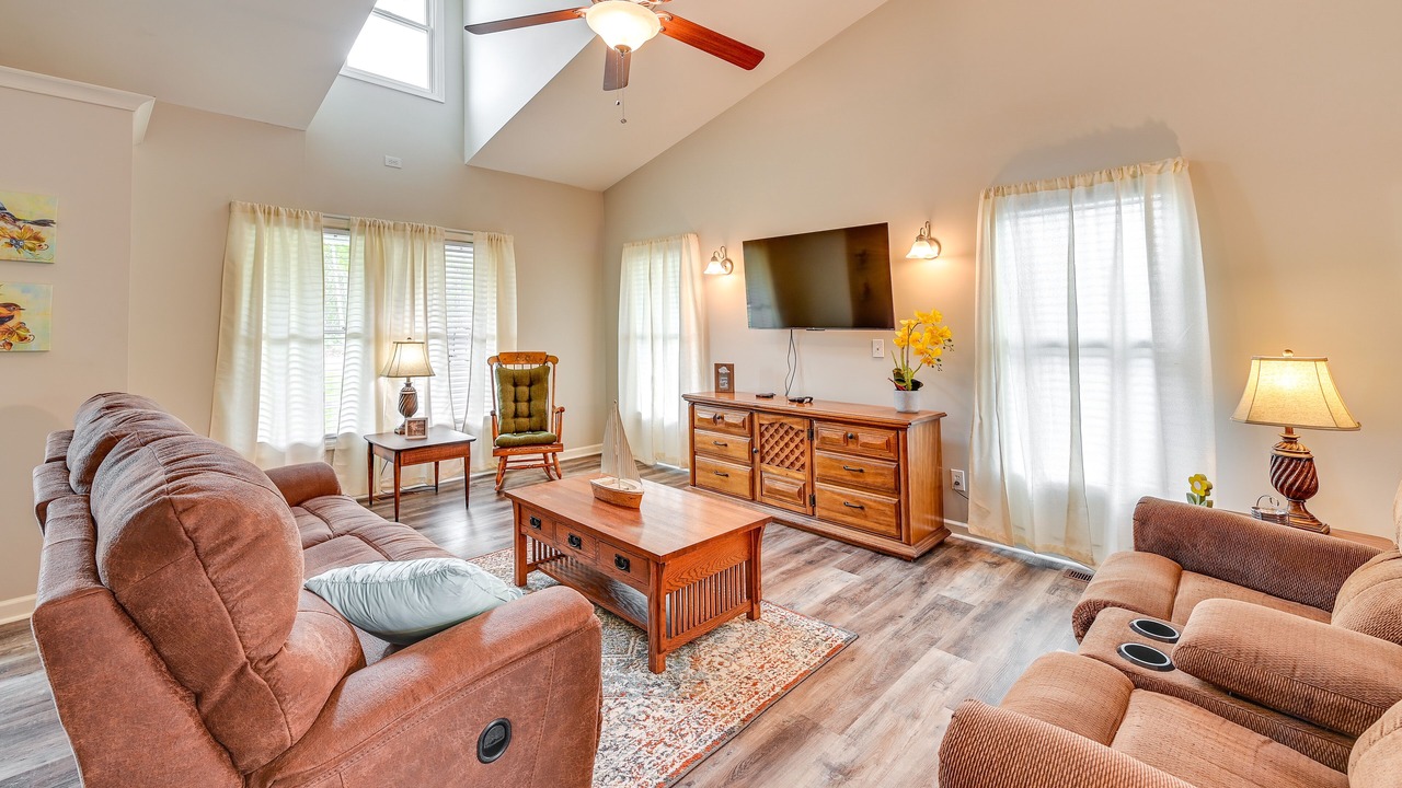 Photo of Bedroom in Berry