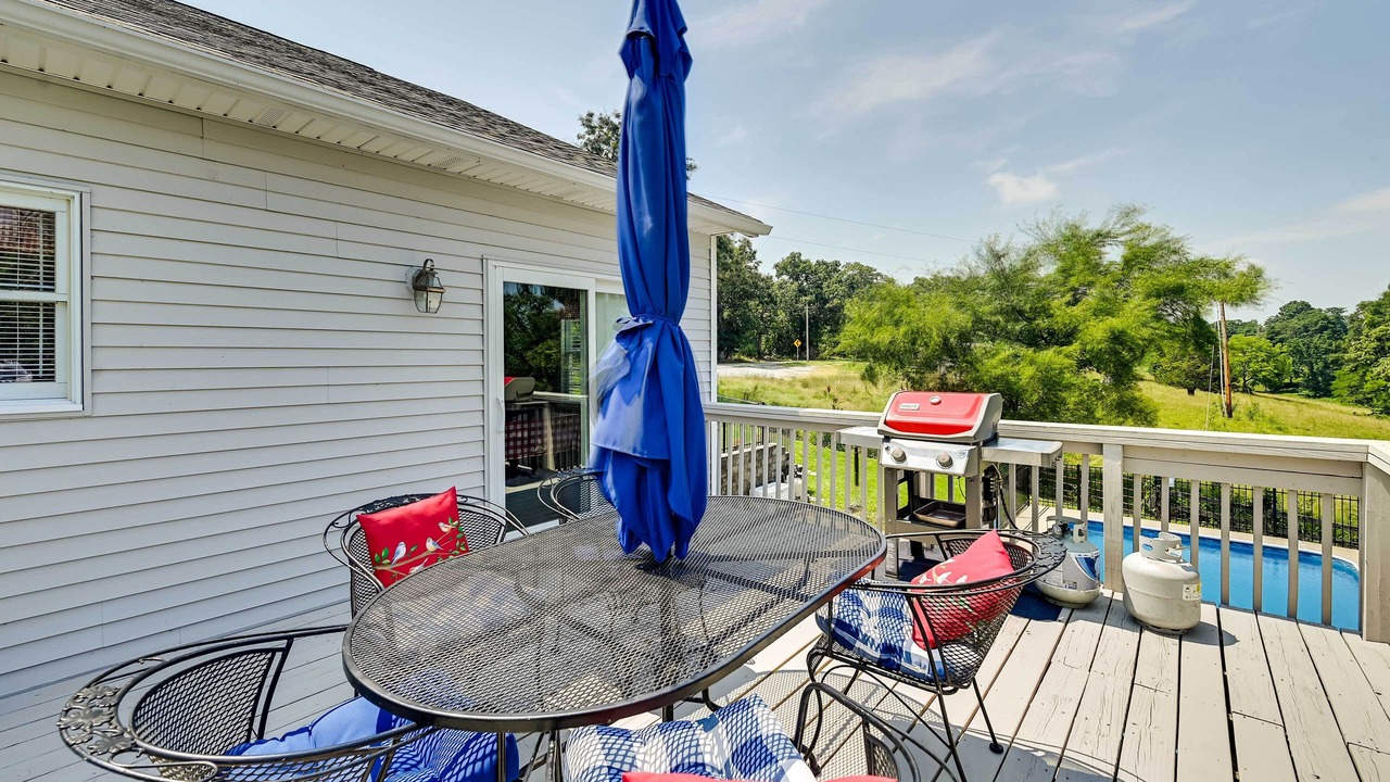 Photo of Outdoor in Berry