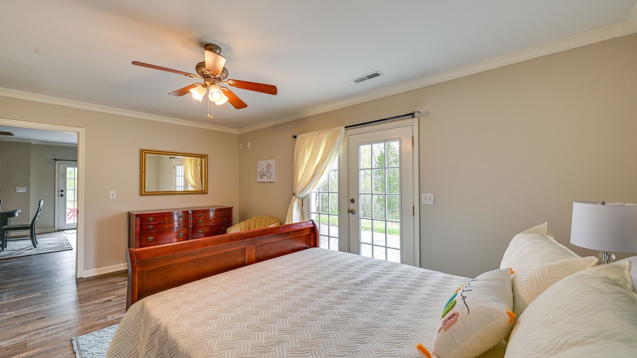 Photo of Bedroom in Berry