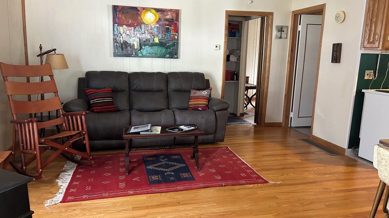 Photo of Livingroom in Lakeview
