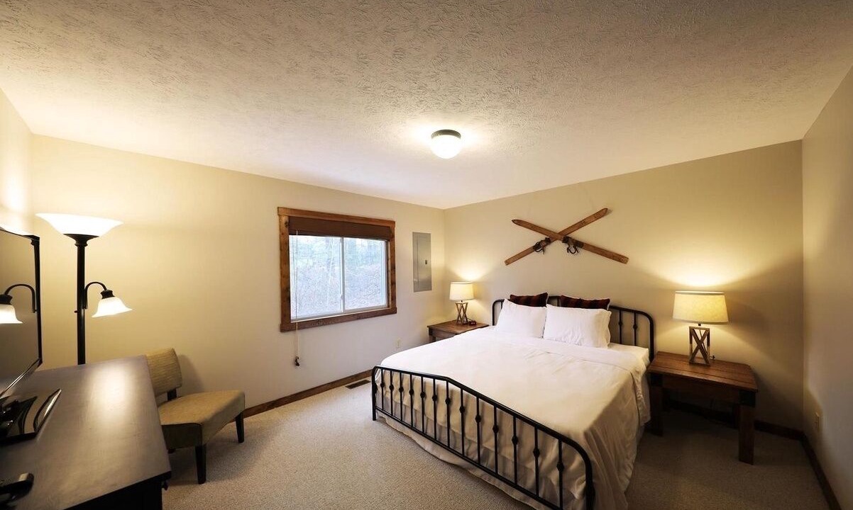 Photo of Bedroom in Basye