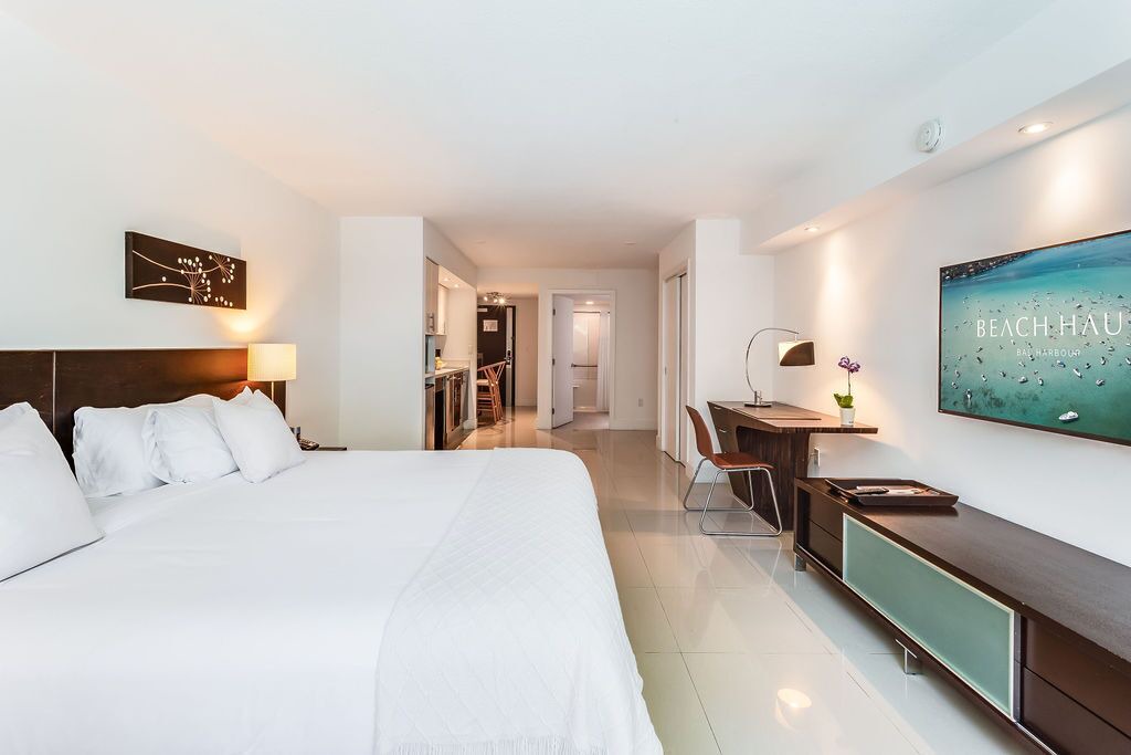 Photo of Bedroom in Bal Harbour
