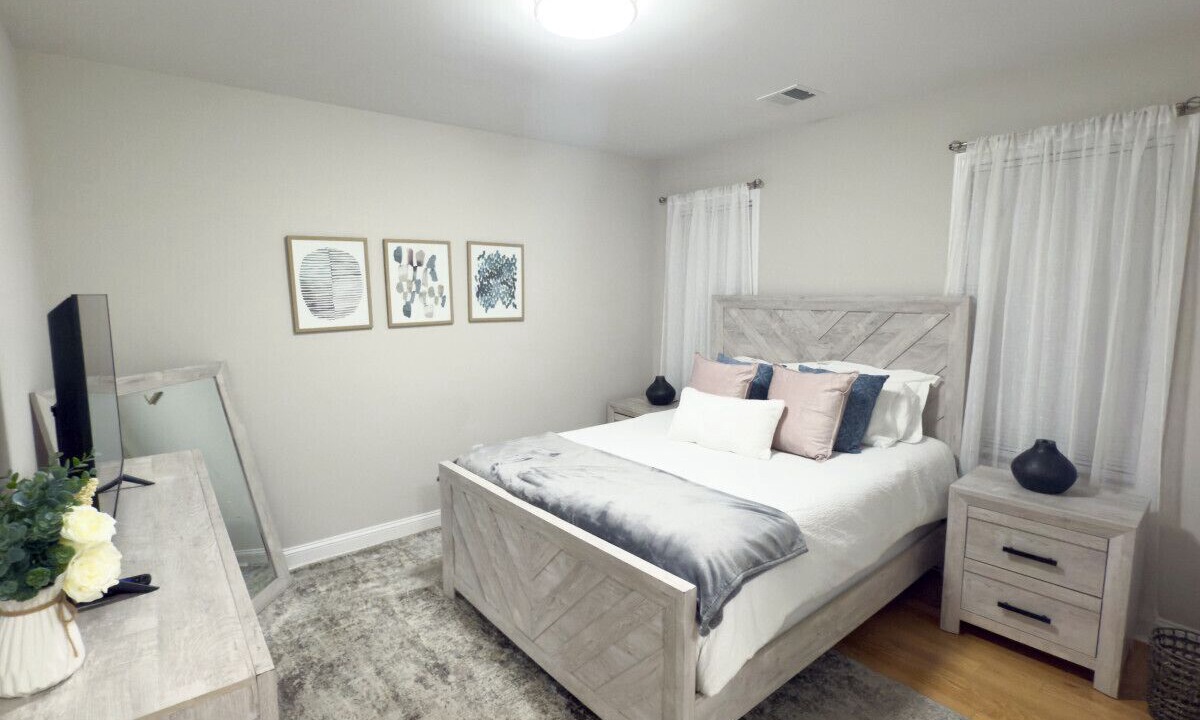 Photo of Bedroom in Dracut